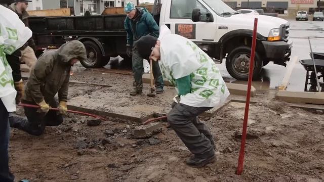 Depave Paradise - TD Bank Thunder Bay смотреть онлайн