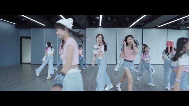 NewJeans(뉴진스) 2022 MMA Attention Hypeboy Cover By New Jeaneration | Prodance Team