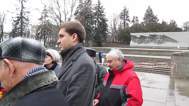 Рот Фронт в Ставрополе. СТАЛИН с НАМИ. смотреть онлайн