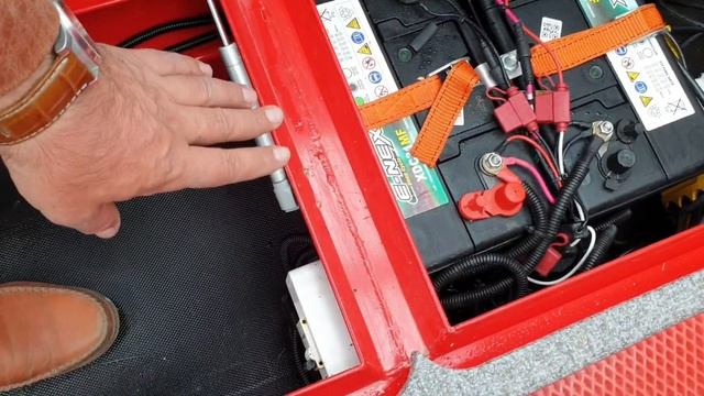 Недостатки, косяки, поломки моей лодки VBOATS Fishpro 50 и установленного на ней оборудования смотреть онлайн