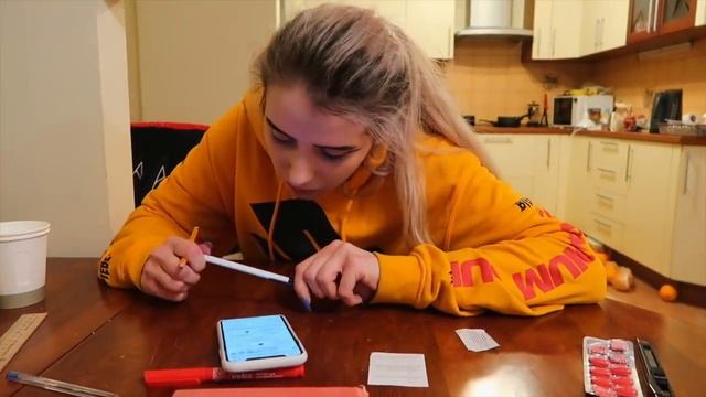 КОРОЧЕ ГОВОРЯ, КОНТРОЛЬНАЯ ПО ФИЗИКЕ! Шпоры! Как списать на контрольной! Шпаргалки смотреть онлайн