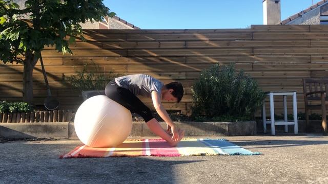 Vidéo 22 : Pilates gros ballon смотреть онлайн