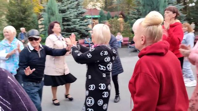А ТЫ ЛЮБОВЬ МОЯ ПЕРВАЯ! 14 ОКТЯБРЯ 2023 ТАНЦЫ ХАРЬКОВ УКРАИНА смотреть онлайн