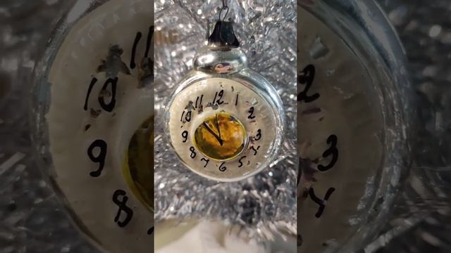 культовые советские ёлочные игрушки часы .. ёлочные игрушки СССР смотреть онлайн