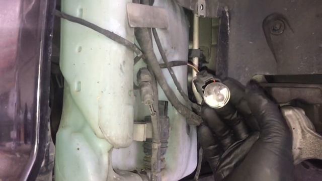 How To Check If Your Windshield Washer Pump Is Working смотреть онлайн