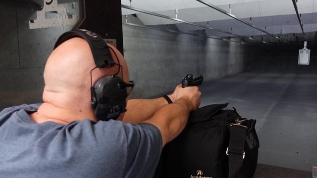 Range Report: Smith & Wesson M&P9 M2.0 Performance Center смотреть онлайн