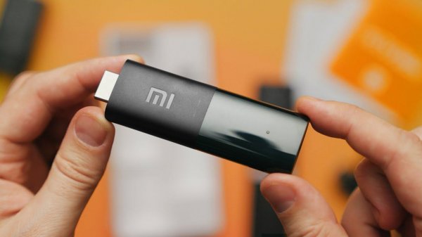 Xiaomi Mi TV Stick с Android TV за 2000 руб — шедевр?