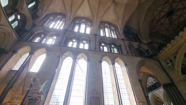 Святой щит от врагов из защитных псалмов 26 34 37 56 58 67 68 90 усиленный Молитвой Задержания