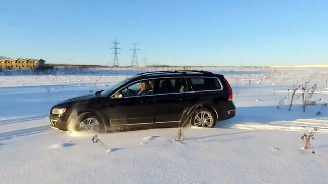 Volvo XС70 в чистом поле смотреть онлайн