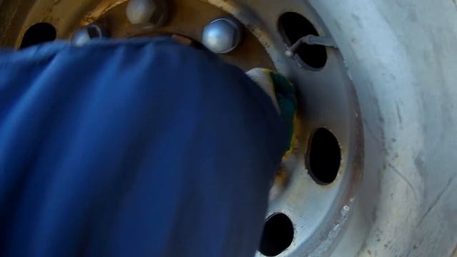 РАБОТЫ НЕТ СНИМАЮ КОЛЕСА, УЕЗЖАЮ В МОСКВУ НА ЗАРАБОТКИ, ДАЛЬНОБОЙ ПО РОССИИ РЕЙС НА КИТАЙ ЗАВОД смотреть онлайн