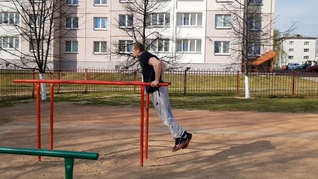 отЖИМания на брусьях на максимум смотреть онлайн