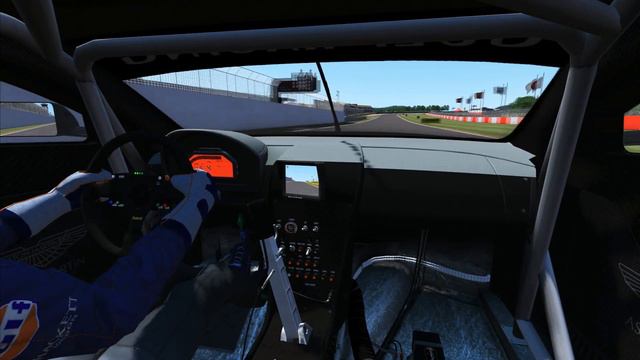 rFactor2: Vantage GT2 at Donington смотреть онлайн