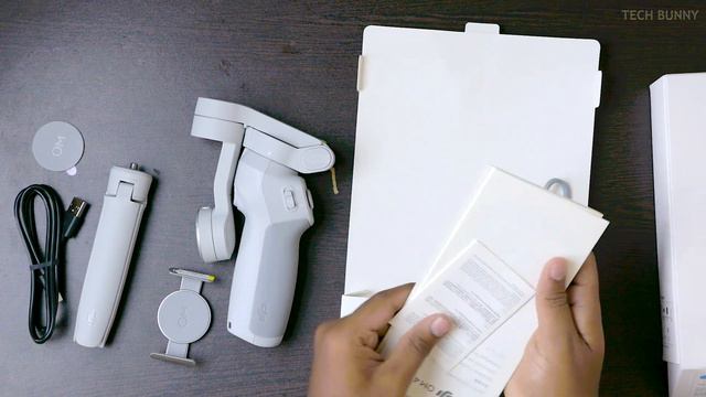 DJI OM 4 SE Unboxing & Intial impressions - Cable, Magenet,Stickers смотреть онлайн