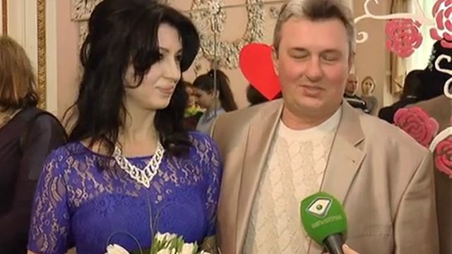 У Харкові відсвяткували день закоханих смотреть онлайн