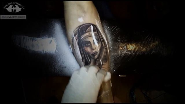 Kalashnikov tattoo , beauty girl - Roma Zabej aka Рома Тягач смотреть онлайн