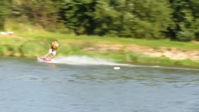 Первые шаги. Удачный круг. Wakeboarding смотреть онлайн