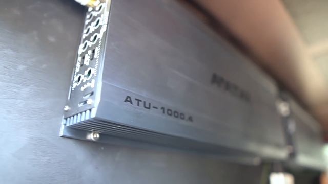 Volkswagen Transporter T4 - Самый громкий в Казахстане смотреть онлайн