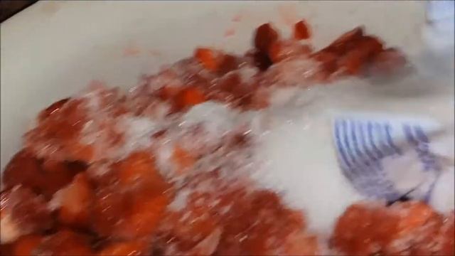 КЛУБНИКА ПЕРЕТЁРТАЯ С САХАРОМ МОЙ РЕЦЕПТ смотреть онлайн