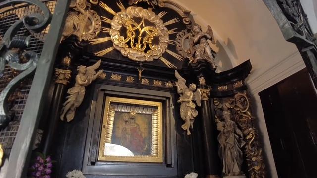 прогулка по Загребу@Камен­ные ворота смотреть онлайн