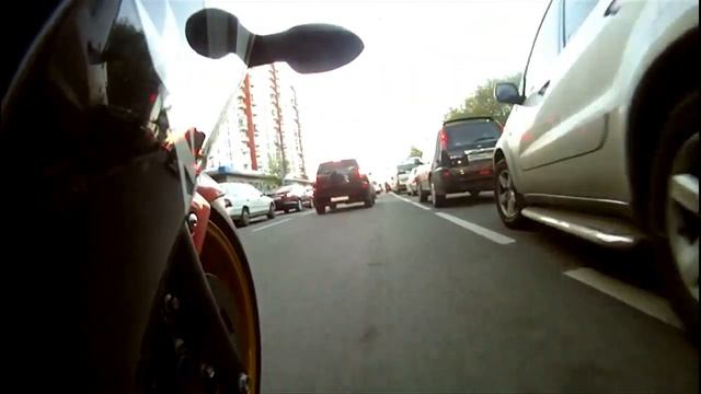 осторожно между рядами смотреть онлайн