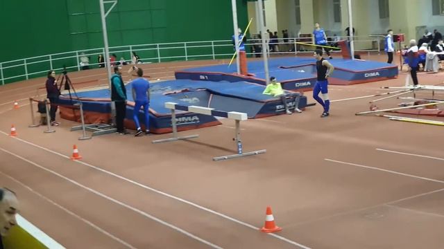 Финальный забег на 3000 м - девушки (18.12.2021, Зимний стадион). смотреть онлайн