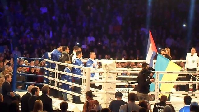 Гимн Украины перед боем Александра Усика ) смотреть онлайн