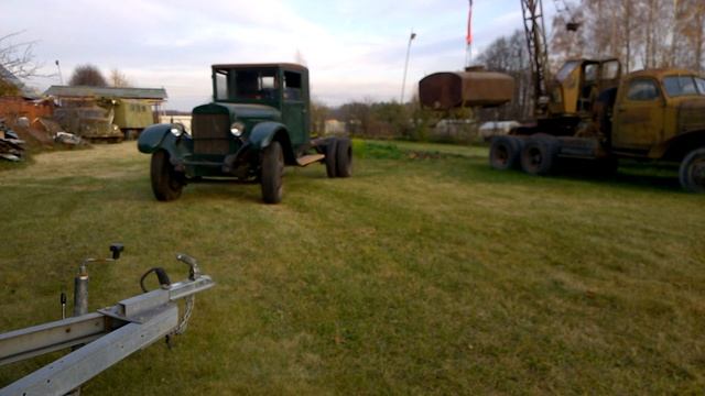 Манёвры на ретро автомобиле грузовике УралЗиС 5 (ЗИС 5) смотреть онлайн