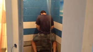 Как пописать без унитаза. Прикол / Лайфхак! Life Hack