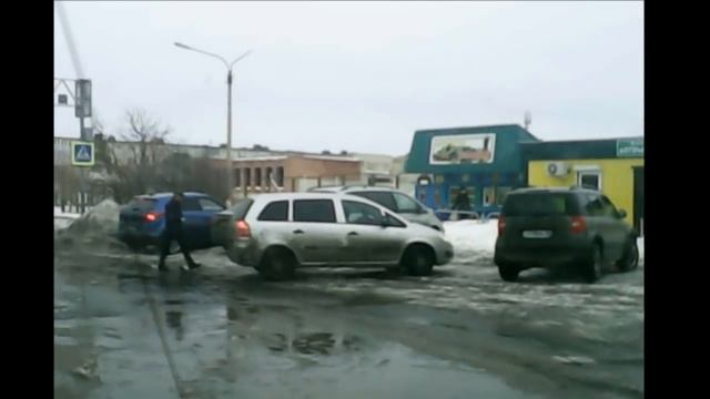 А по твоему я на районе движухи устраиваю? смотреть онлайн