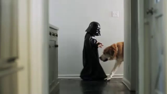 Scènes coupées de la pub «The Force» avec le mini Dark Vador смотреть онлайн