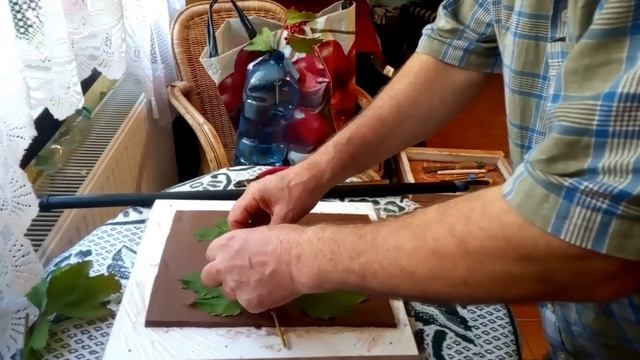 Червона калина барельєф з гіпсу. смотреть онлайн