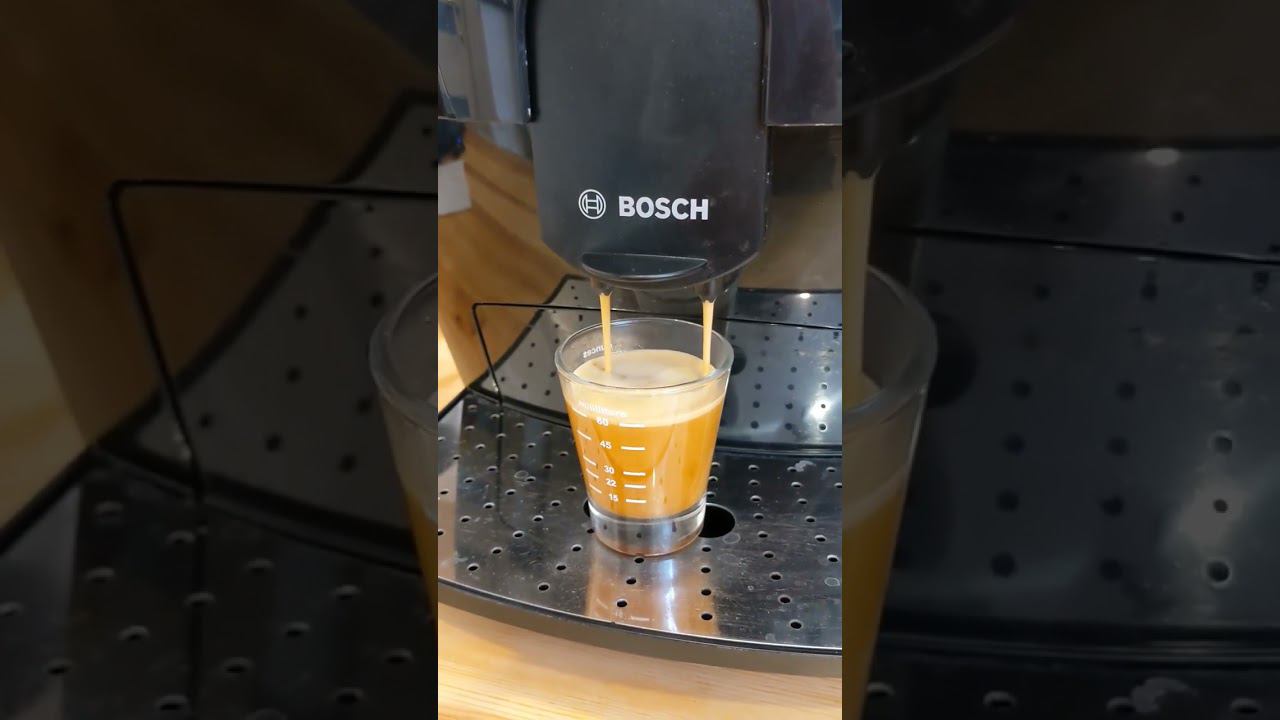 Кофемашина BOSCH BENVENUTO CLASSIC aroma whirl system plus, демонстрация работоспособности смотреть онлайн