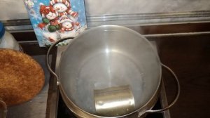 Как варить сгущёнку в банке в кастрюле