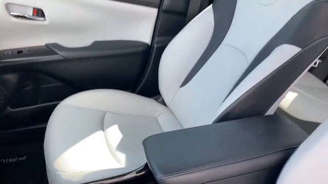 2019 Toyota Prius Green Bay, Appleton, Oshkosh, De Pere, Kaukauna WI 50033BB смотреть онлайн