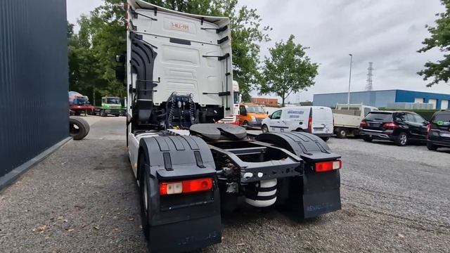 OPTIMA TRUCKS RENAULT T440 HIGH COMFORT смотреть онлайн