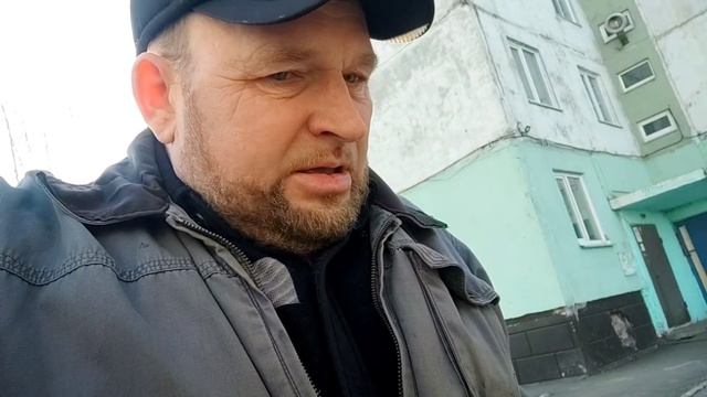 Все равно пришлось подкачивать колесо. смотреть онлайн