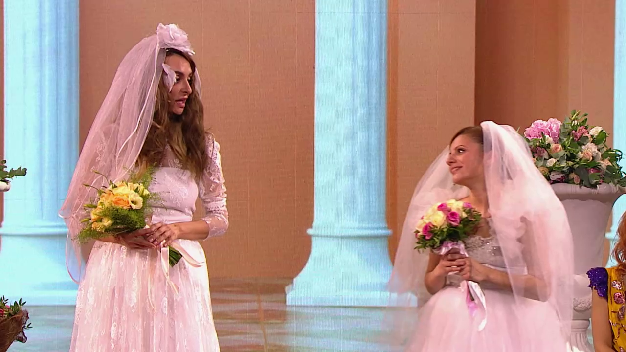 Камеди Вумен - Две невесты в ЗАГСе (странный дед) смотреть онлайн