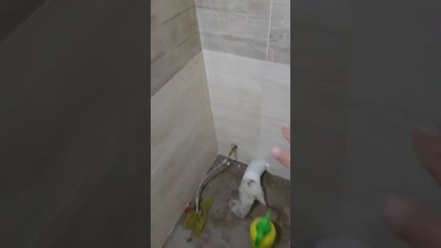 Перепланування однушки. Кахель у ванній кімнаті. смотреть онлайн