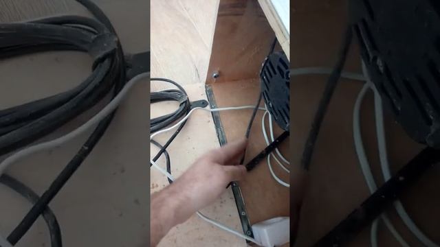 переносной циркулярный стол из ручной дисковой пилы часть 2 смотреть онлайн