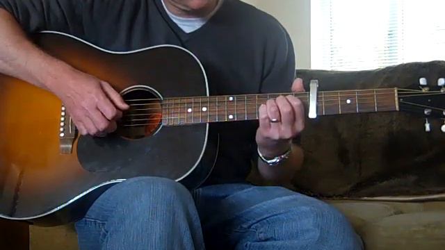 Gibson J45 Standard Vs Martin SP OOO16 GT смотреть онлайн