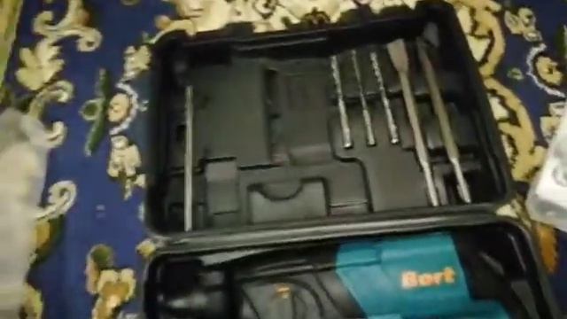 Распаковка - Перфоратор Bort BHD-850X смотреть онлайн