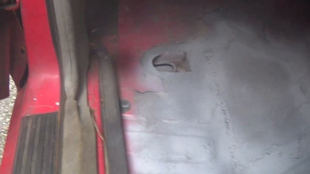 Ford Ranger: Day 5 Driver side Floor pan patch repair " 2nd primer coat" смотреть онлайн