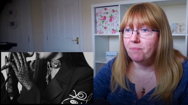 Vocal Coach Reacts to Pussycat Dolls 'React' Acoustic смотреть онлайн