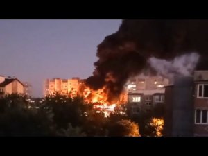 УЖАС. САМОЛЕТ УПАЛ НА ЖИЛОЙ ДОМ В ЕЙСКЕ