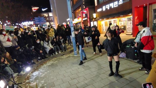 FRIDAY [STREET ARTIST] RECO. HONGDAE BUSKING.