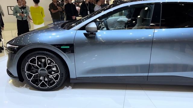 2024 Geely ZEEKR 007 compete with Tesla Model 3 смотреть онлайн