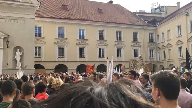 Vilnius University Welcome смотреть онлайн