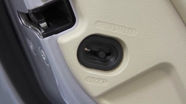 2022 INFINITI Q50 Child Safety Rear Door Locks смотреть онлайн