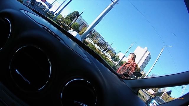 Блондинка за рулем, ВДРЕБЕЗГИ!!! (2 ч.) смотреть онлайн