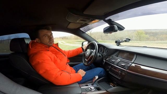 BMW X6.Что это за машина? ПОНТЫ или машина на КАЖДЫЙ ДЕНЬ для УВЕРЕННОГО В СЕБЕ человека? смотреть онлайн